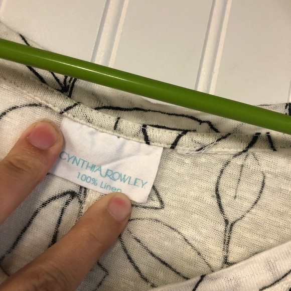 Cynthia Rowley Leaf Print Women's Short Sleeve VNeck Top 100% Linen XXL READ - Picture 3 of 4